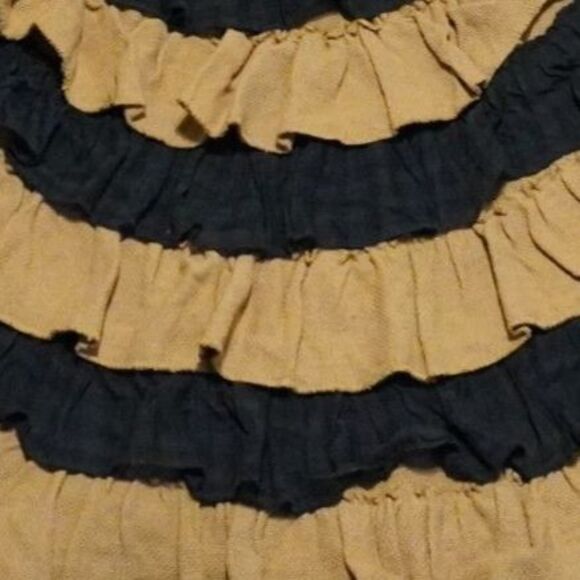 Nancy's Nook Burlap Green Plaid Ruffled Tree Skirt Extra Large Farmhouse cottage - Picture 4 of 5